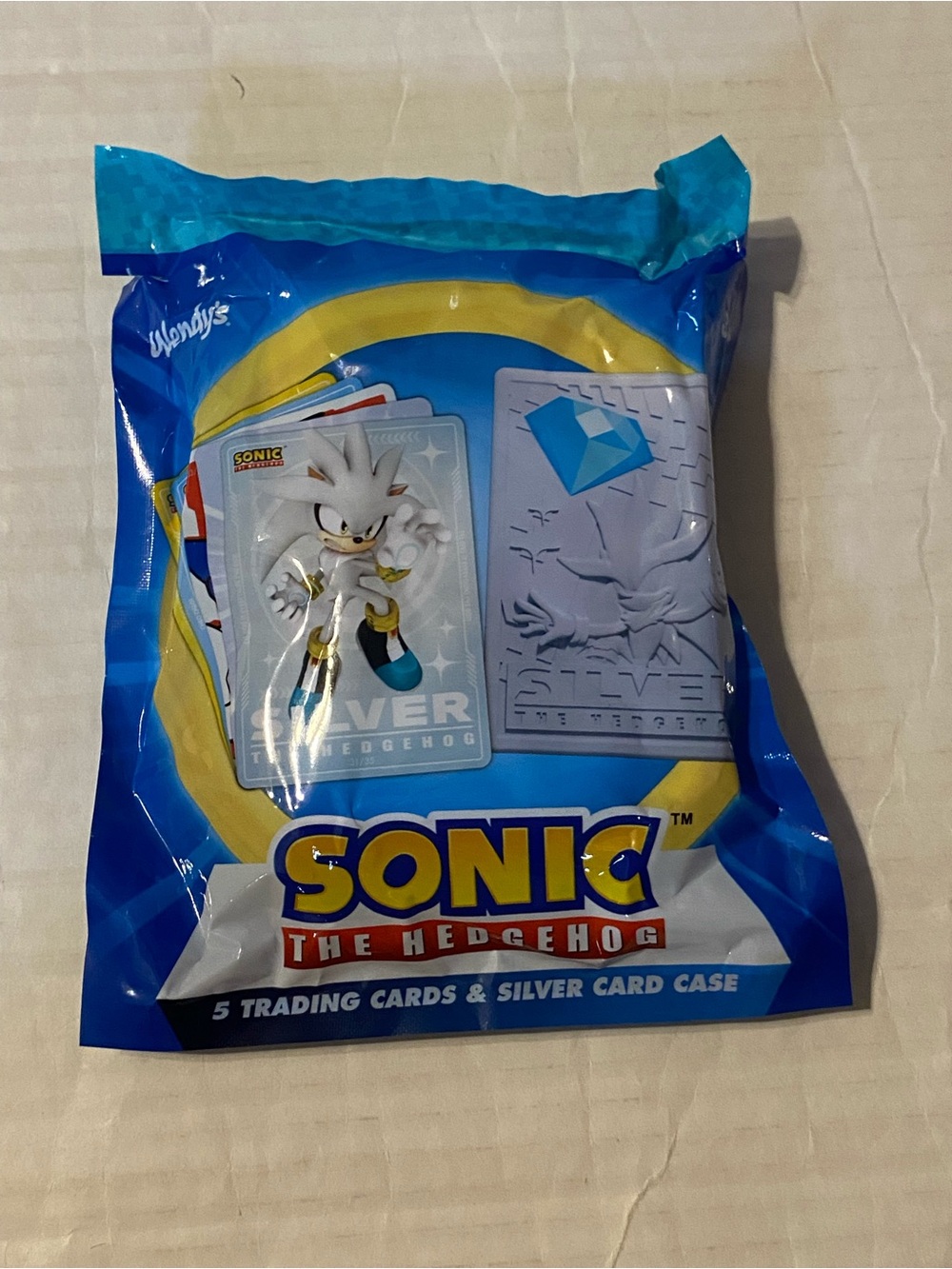 Sonic the Hedgehog Wendy’s includes 5 trading cards & silver case NEW